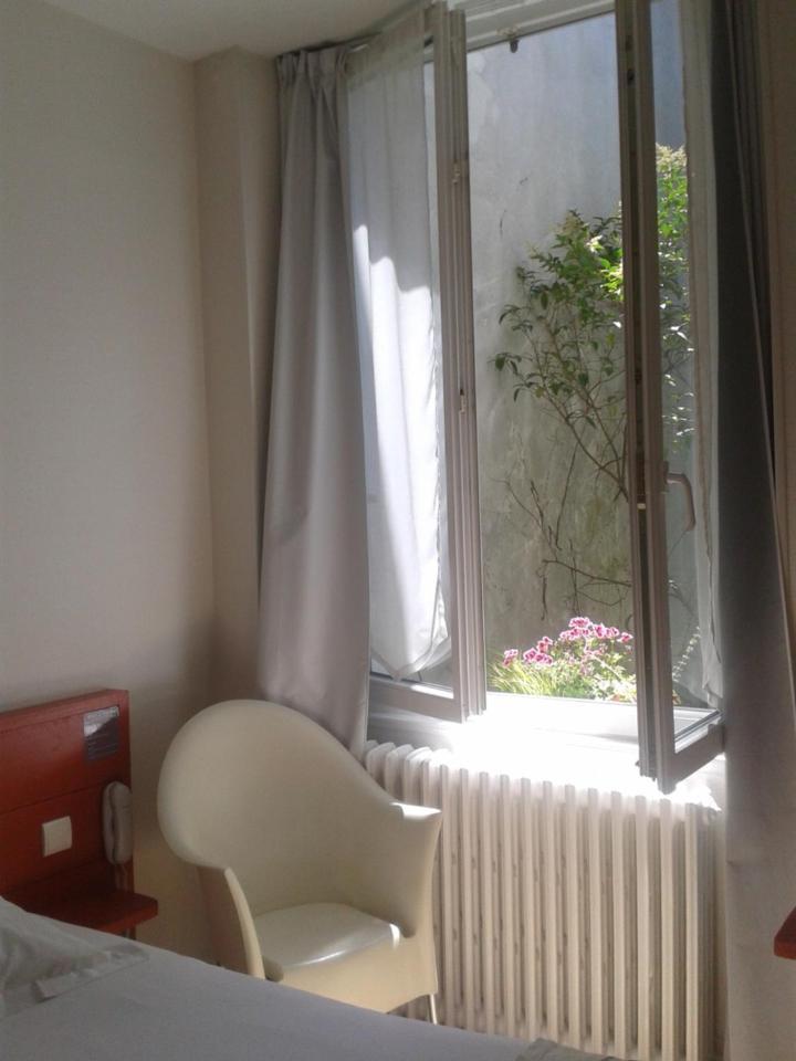 Hotel La Marine, Vieux Port ลาโรแชล ภายนอก รูปภาพ