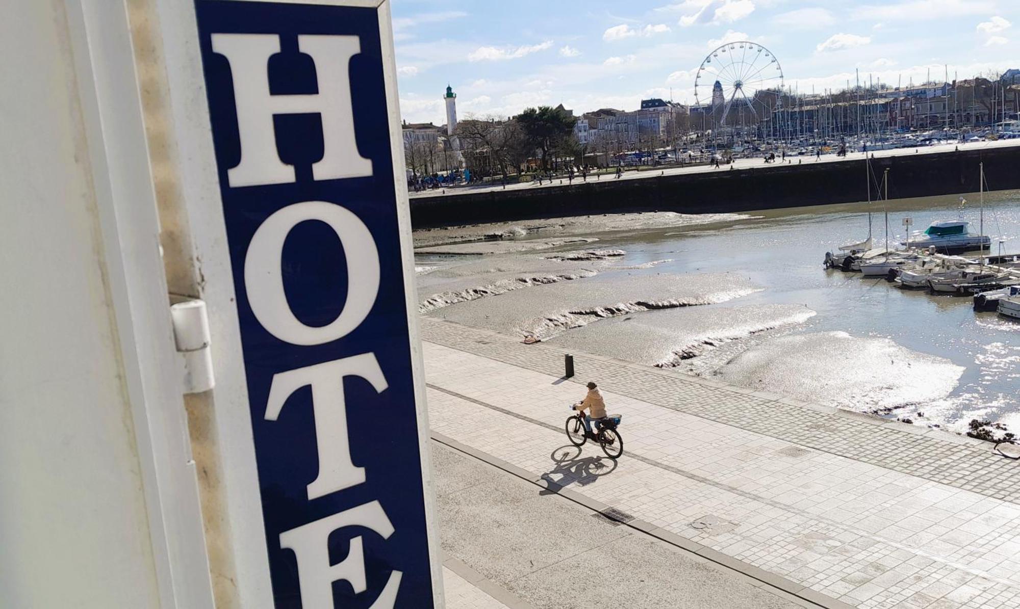 Hotel La Marine, Vieux Port ลาโรแชล ภายนอก รูปภาพ