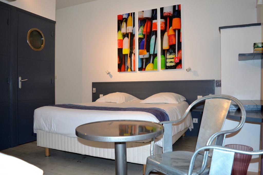 Hotel La Marine, Vieux Port ลาโรแชล ห้อง รูปภาพ