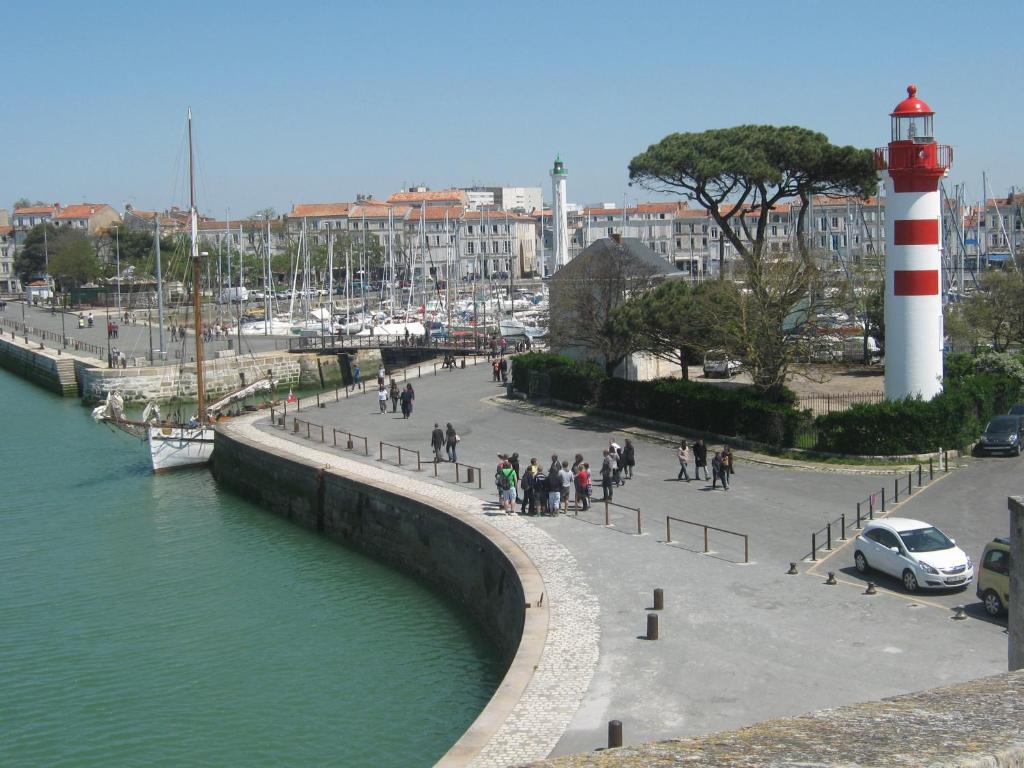 Hotel La Marine, Vieux Port ลาโรแชล ภายนอก รูปภาพ