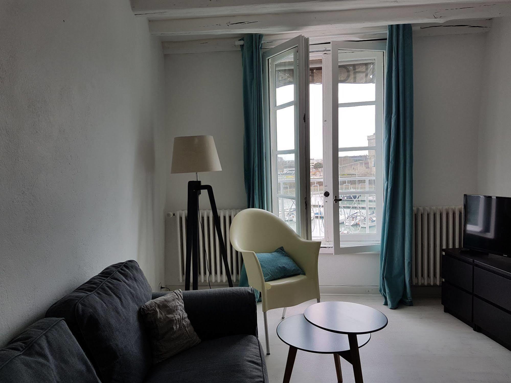 Hotel La Marine, Vieux Port ลาโรแชล ภายนอก รูปภาพ