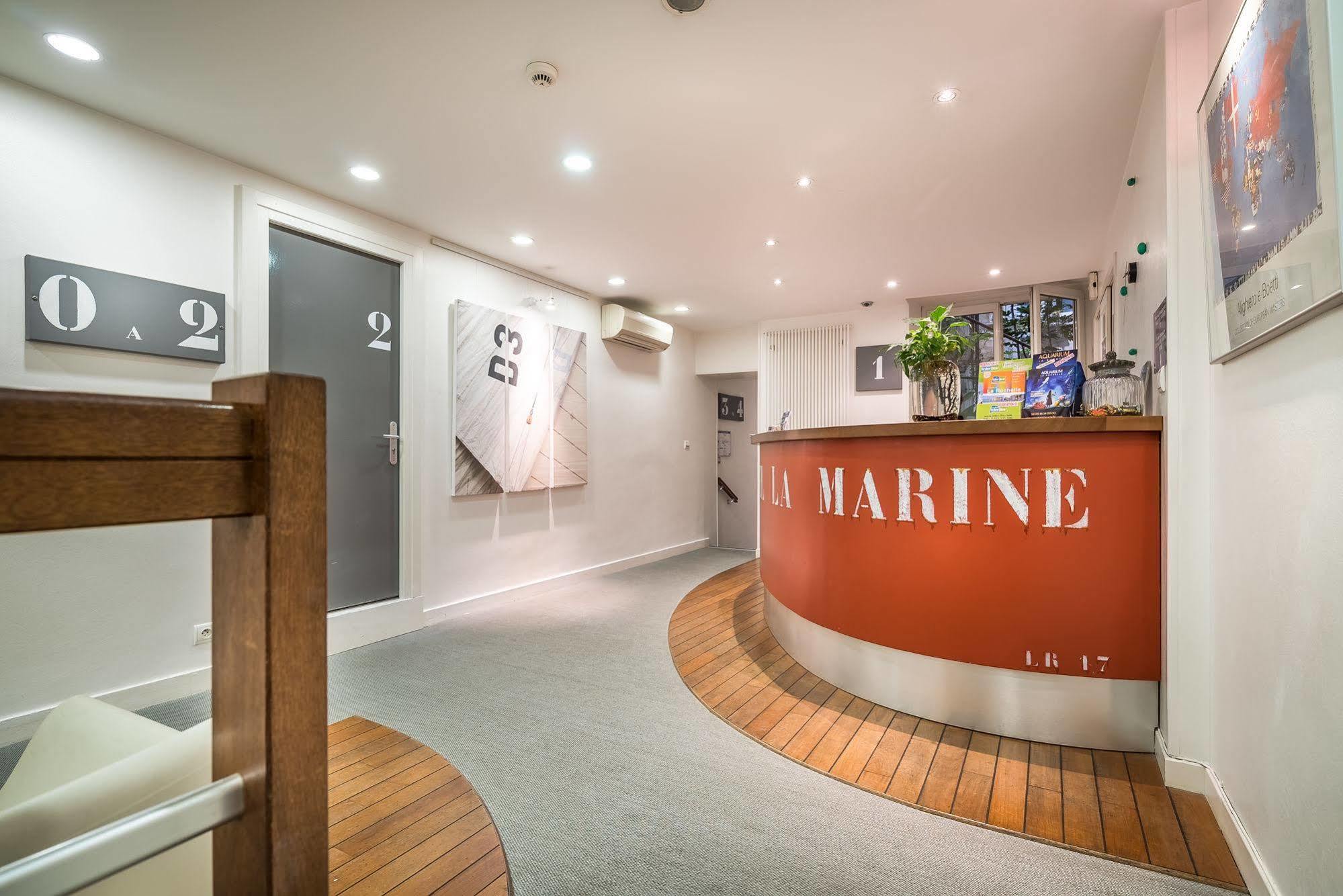 Hotel La Marine, Vieux Port ลาโรแชล ภายนอก รูปภาพ