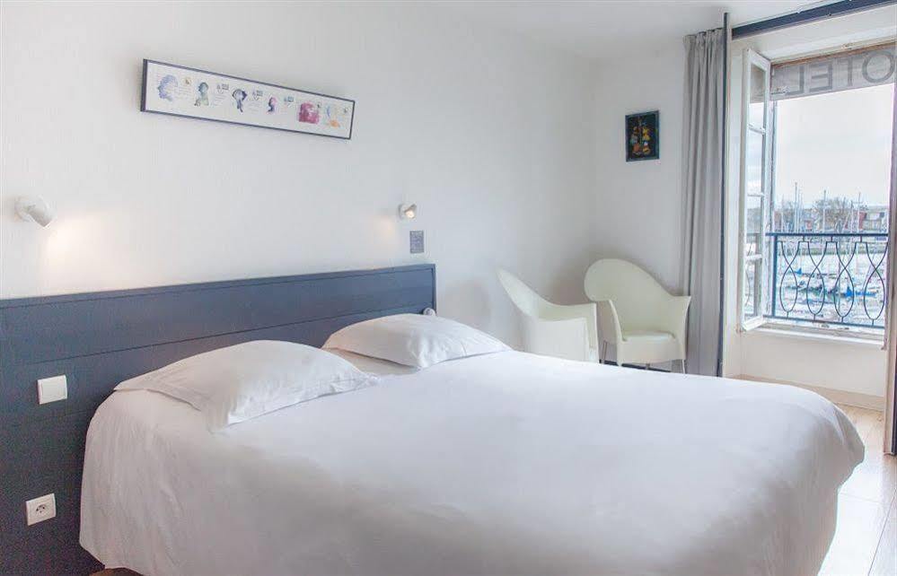 Hotel La Marine, Vieux Port ลาโรแชล ภายนอก รูปภาพ